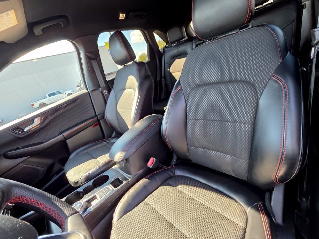 Used 2023 Ford Escape ST-Line w/ Tech Pack #1 AWD/4WD image 24