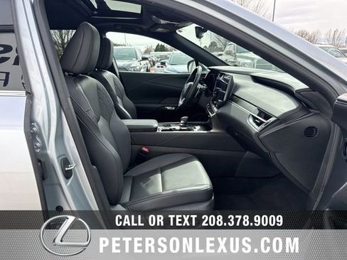 Used 2025 Lexus RX 350h w/ Convenience Package image 13
