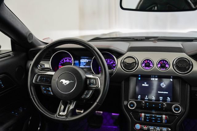 Used 2017 Ford Mustang GT Premium w/ GT Performance Package RWD image 4