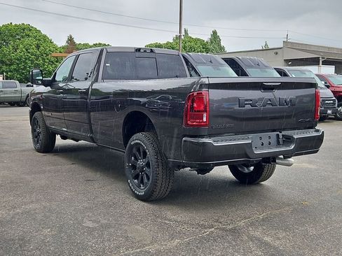 New 2026 RAM 2500 Laramie w/ Night Edition AWD/4WD image 5