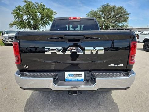 New 2026 RAM 2500 Tradesman AWD/4WD image 36