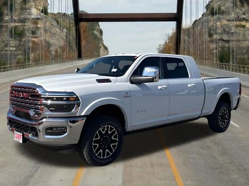 New 2026 RAM 2500 Limited AWD/4WD image 3