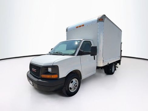 Used 2014 GMC Savana 3500 RWD image 3