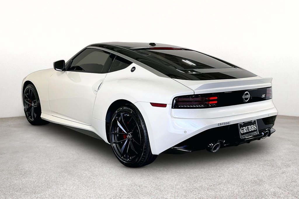 New 2026 Nissan Z Performance w/ Floor Mat Package RWD image 6