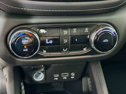 Used 2021 Chevrolet TrailBlazer ACTIV w/ Sun and Liftgate Package image 15