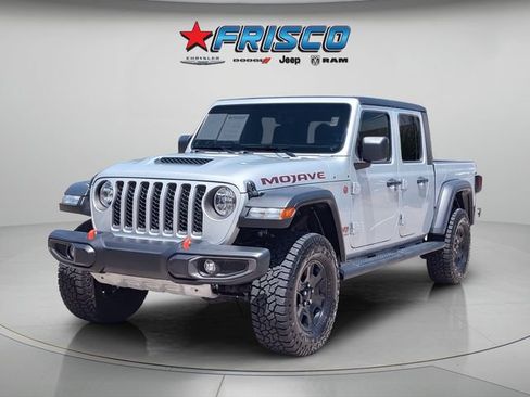 Used 2023 Jeep Gladiator Mojave w/ Cold Weather Group AWD/4WD image 3
