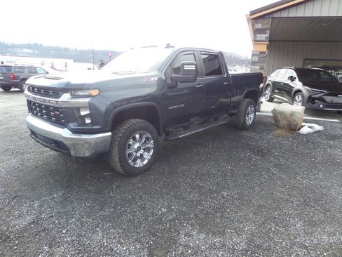 Used 2020 Chevrolet Silverado 2500 LT w/ Advanced Trailering Package image 1