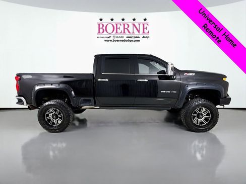 Used 2022 Chevrolet Silverado 2500 LTZ w/ LTZ Convenience Package image 8