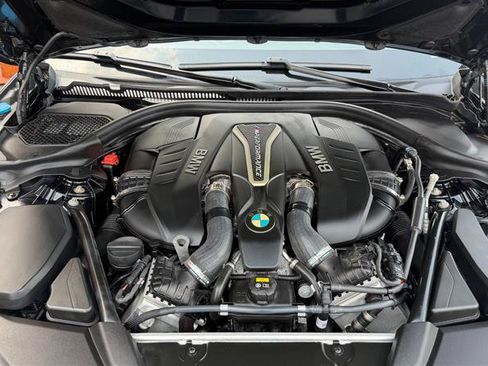 Used 2019 BMW M550i xDrive AWD/4WD image 28