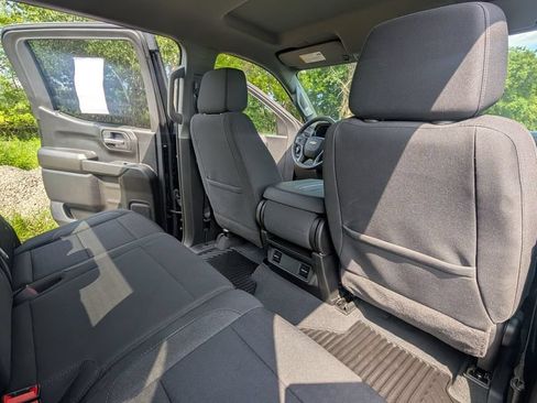 Used 2023 Chevrolet Silverado 1500 Custom AWD/4WD image 15