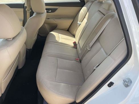 Used 2016 Nissan Altima 2.5 SL w/ 2.5 Technology w/LED Package image 12