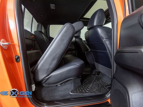 Used 2023 Toyota Tacoma TRD Pro AWD/4WD image 37