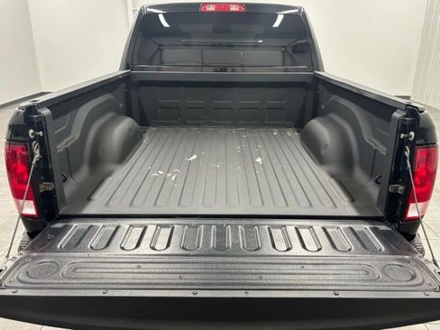 Used 2016 RAM 1500 Express w/ Black Ram 1500 Express Group AWD/4WD image 8