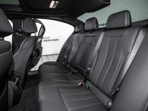 Used 2023 BMW 530i w/ M Sport Package RWD image 14