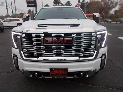 New 2026 GMC Sierra 2500 Denali image 8