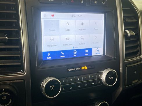 Used 2021 Ford Expedition Platinum image 28