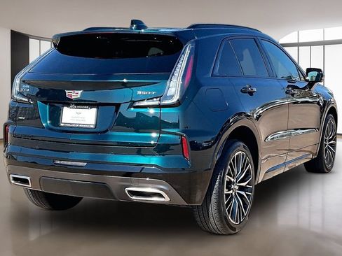 Used 2025 Cadillac XT4 Sport AWD/4WD image 2