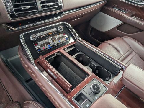 Used 2019 Lincoln Navigator L Black Label AWD/4WD image 19