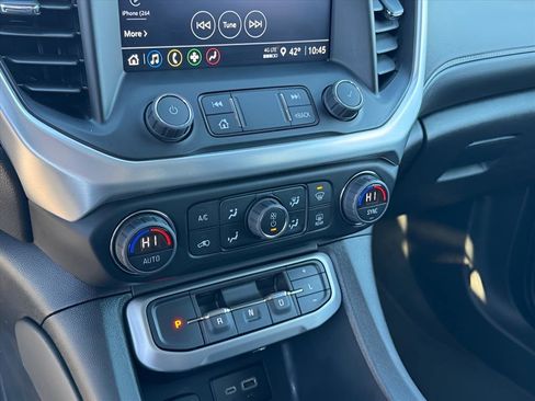 Used 2023 GMC Acadia SLE w/ Driver Convenience Package image 25