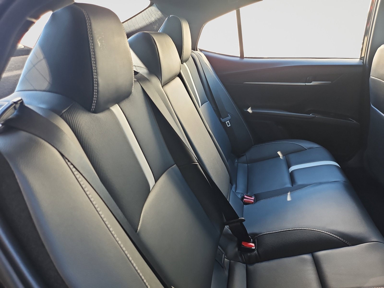 Used 2025 Toyota Camry SE FWD image 45