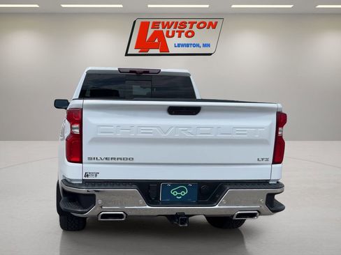 Certified 2021 Chevrolet Silverado 1500 LTZ w/ LTZ Premium Package AWD/4WD image 4