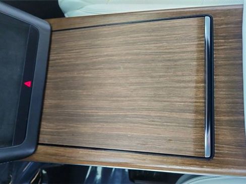 Used 2022 Tesla Model X Base image 47