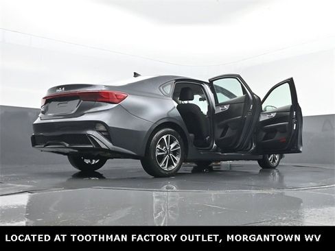 Used 2024 Kia Forte LXS image 30