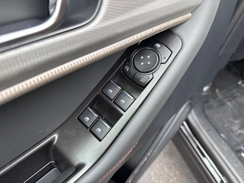 New 2026 Ford Explorer Active RWD image 22