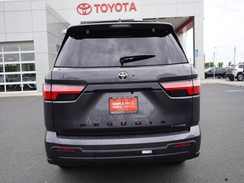 New 2026 Toyota Sequoia SR5 AWD/4WD image 11