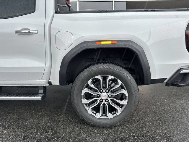 Used 2024 GMC Canyon Denali AWD/4WD image 10