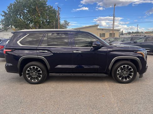 Used 2024 Toyota Sequoia Limited image 5