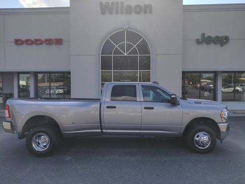 Used 2023 RAM 3500 Tradesman w/ Chrome Appearance Group image 1