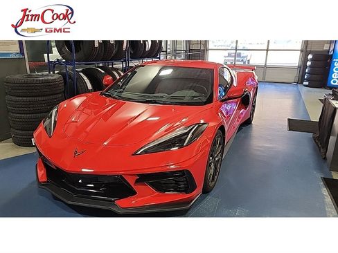 Used 2025 Chevrolet Corvette Stingray Preferred Cpe w/ Z51 Performance Package image 1