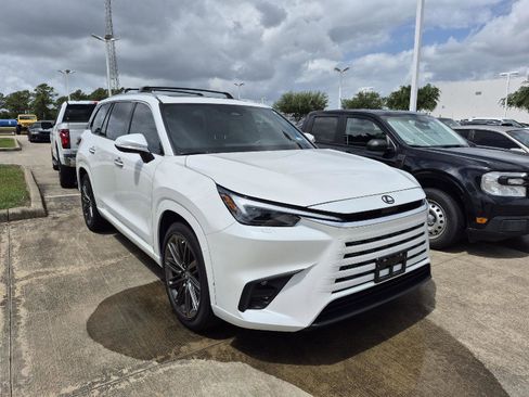 Used 2026 Lexus TX 350 AWD w/ Technology Package image 2