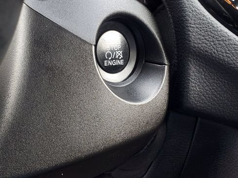 Used 2019 Jeep Compass Limited AWD/4WD image 15