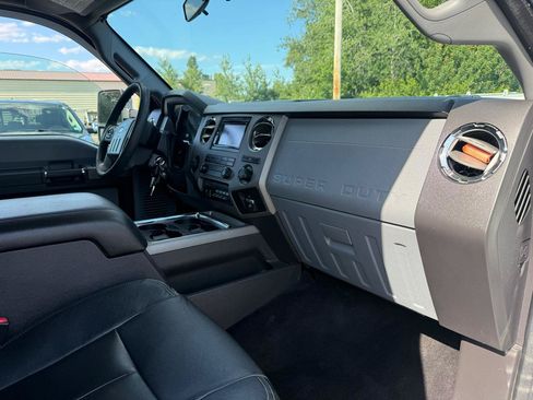 Used 2011 Ford F350 XLT w/ Chrome Pkg AWD/4WD image 20