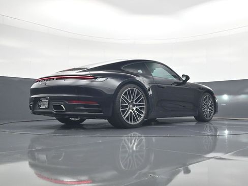Used 2024 Porsche 911 Carrera 4 AWD/4WD image 27