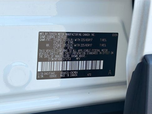 Used 2024 Toyota RAV4 XLE FWD image 41