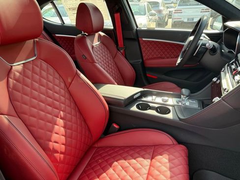 New 2025 Genesis G70 3.3T Advanced w/ Sport Prestige Package image 17