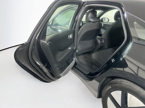 Used 2024 Hyundai Ioniq 6 SE RWD image 25
