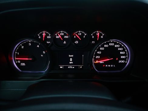 Used 2021 Chevrolet Silverado 1500 Custom w/ LPO, Dark Essentials Package image 21