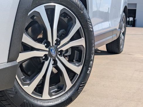 Used 2019 Subaru Forester Limited w/ Popular Package #3 AWD/4WD image 2