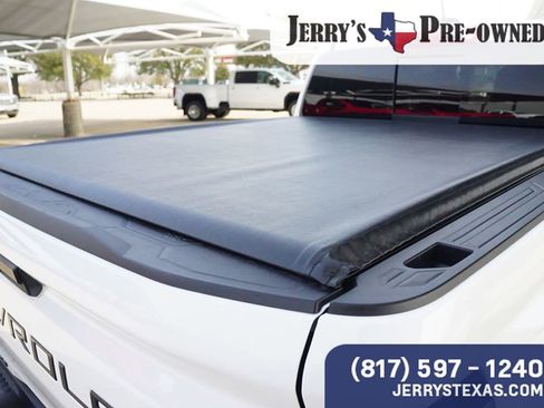 Used 2025 Chevrolet Colorado W/T image 21