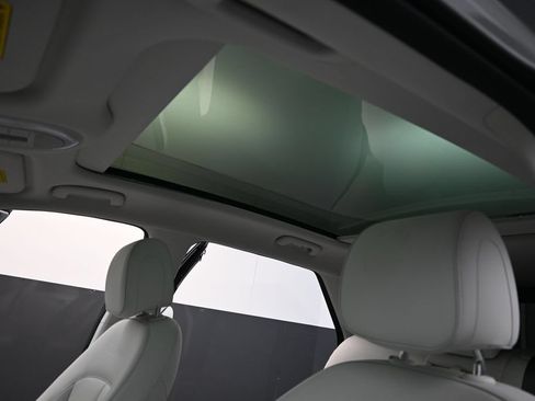 Certified 2024 Hyundai Ioniq 5 Limited AWD/4WD image 15