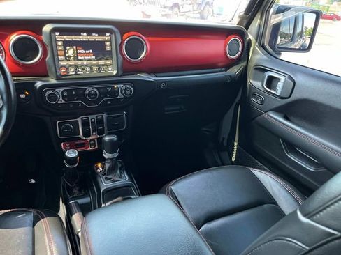 Used 2022 Jeep Gladiator Rubicon w/ LED Lighting Group AWD/4WD image 15