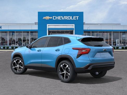 New 2026 Chevrolet Trax RS w/ Driver Confidence Package FWD image 3