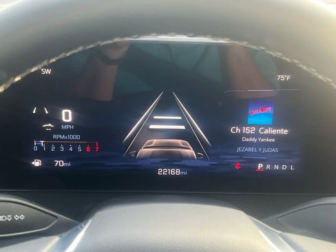 Used 2025 Chevrolet Traverse LT image 25