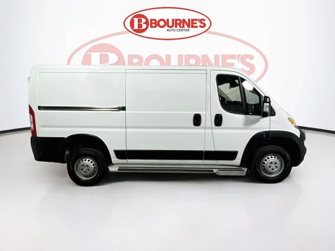 Used 2025 RAM ProMaster 2500 w/ U-Haul Equipment Group FWD image 9