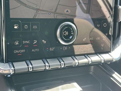 New 2025 GMC Acadia Elevation image 12