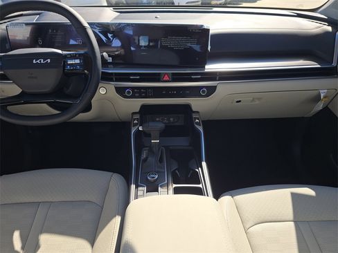 New 2026 Kia Sorento S image 16